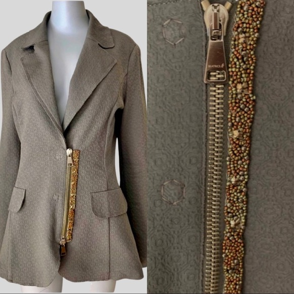 Beatrice .b Italia Jackets & Blazers - BEATRICE .B Made in Italy Embellished Stretch Textured Zip Front Blazer Size 10